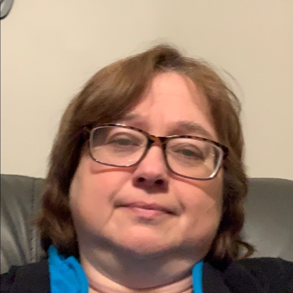 Meet your Posher, Renee